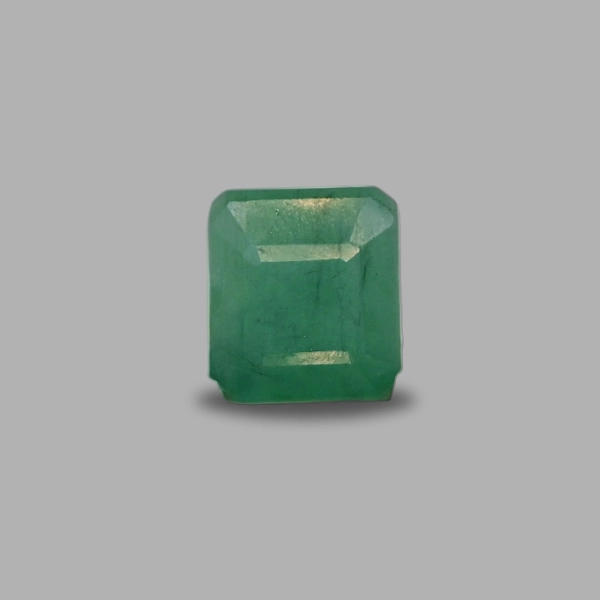 Emerald  -  8 Carat