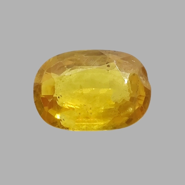 Yellow Sapphire - 4.23 Carat