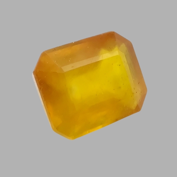 Yellow Sapphire - 5.89 Carat